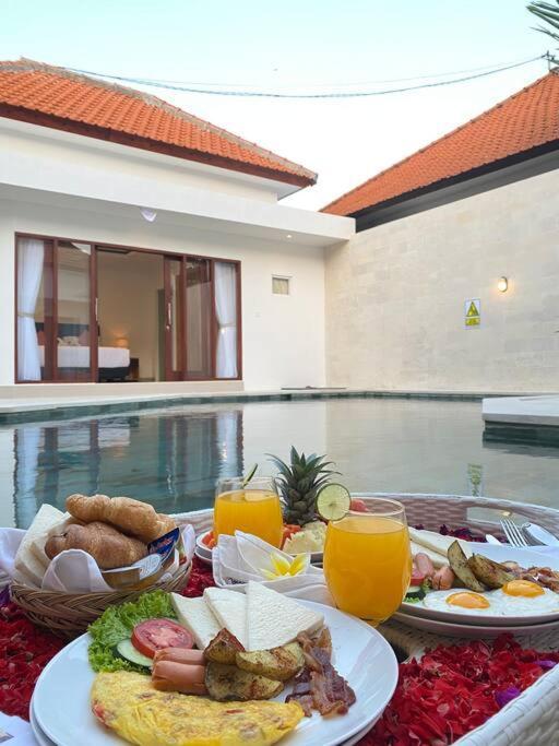 Villa Akmali Umalas 2Br With Private Pool & Jacuzzi Canggu Dış mekan fotoğraf