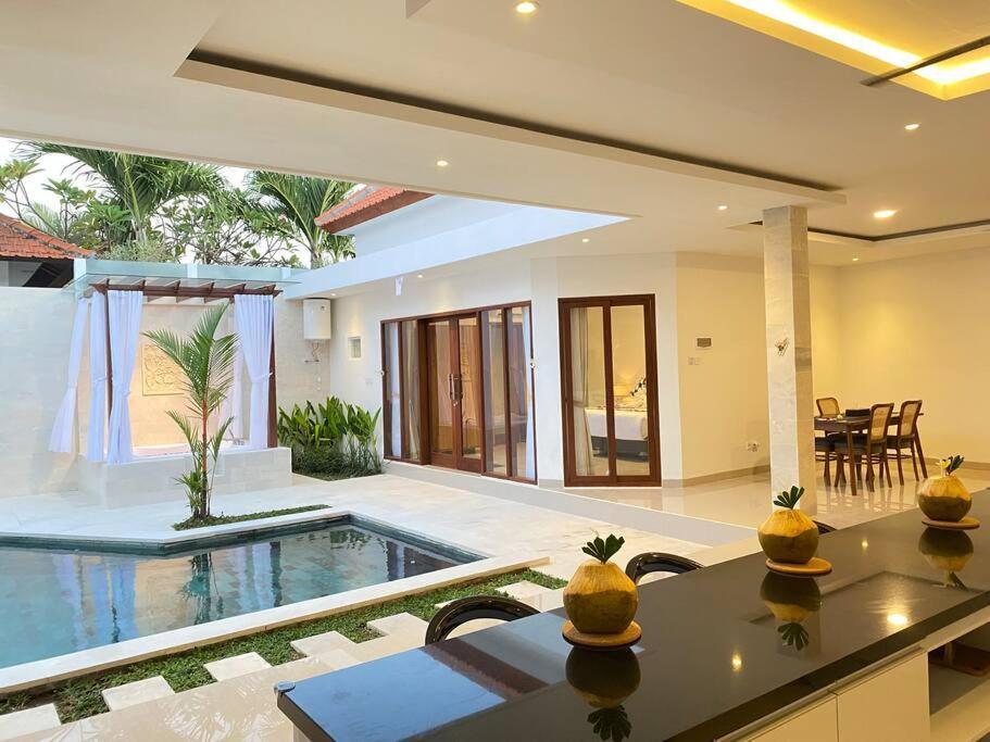 Villa Akmali Umalas 2Br With Private Pool & Jacuzzi Canggu Dış mekan fotoğraf